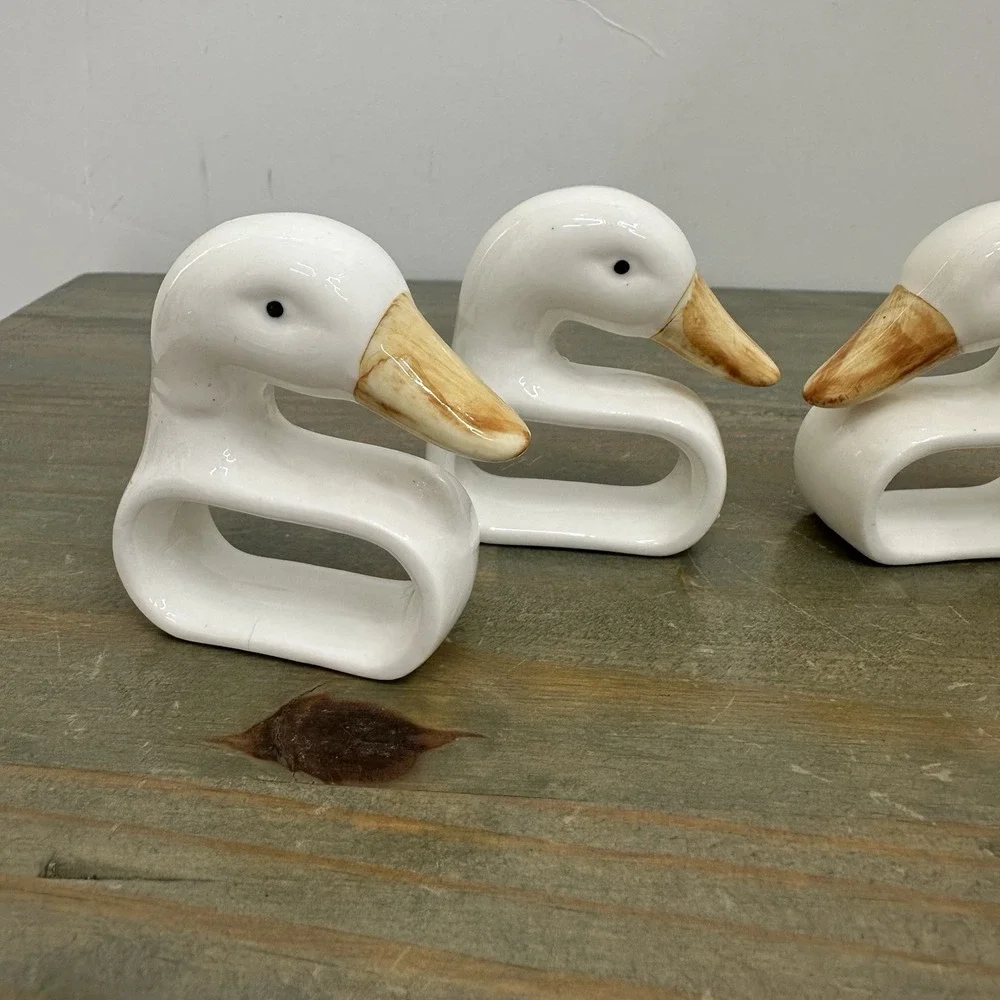 Set Of 4 Ceramic White Duck Napkin Ring Holders Handmade Hand Painted 2.5